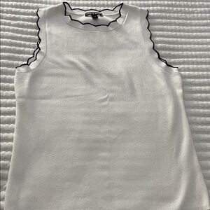 Women’s Cable & Gauge sleeveless sweater